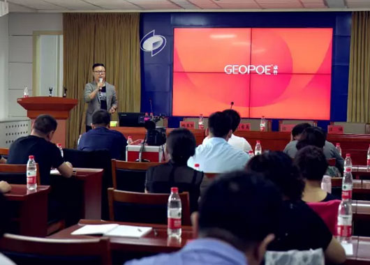 The marketing expert team of GEOPOE visited Chifeng on invitation to construct a new pattern for the western brands